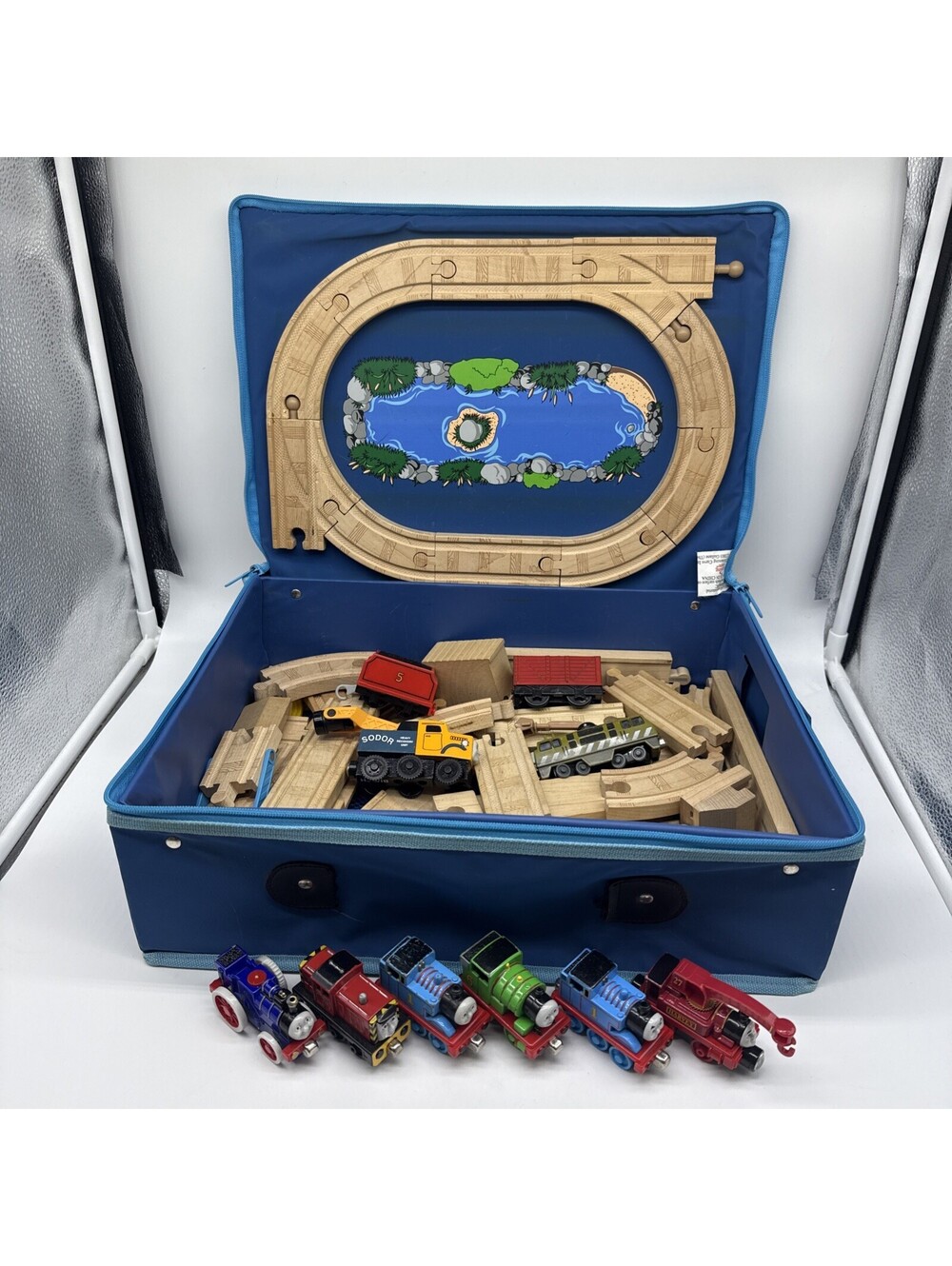 Thomas & Friends Wooden Railway Lot Tracks & Trains